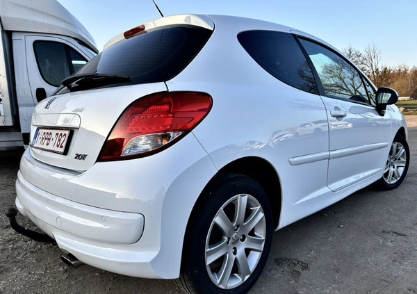 Peugeot 207 cena 12900 przebieg: 214000, rok produkcji 2010 z Biecz małe 466